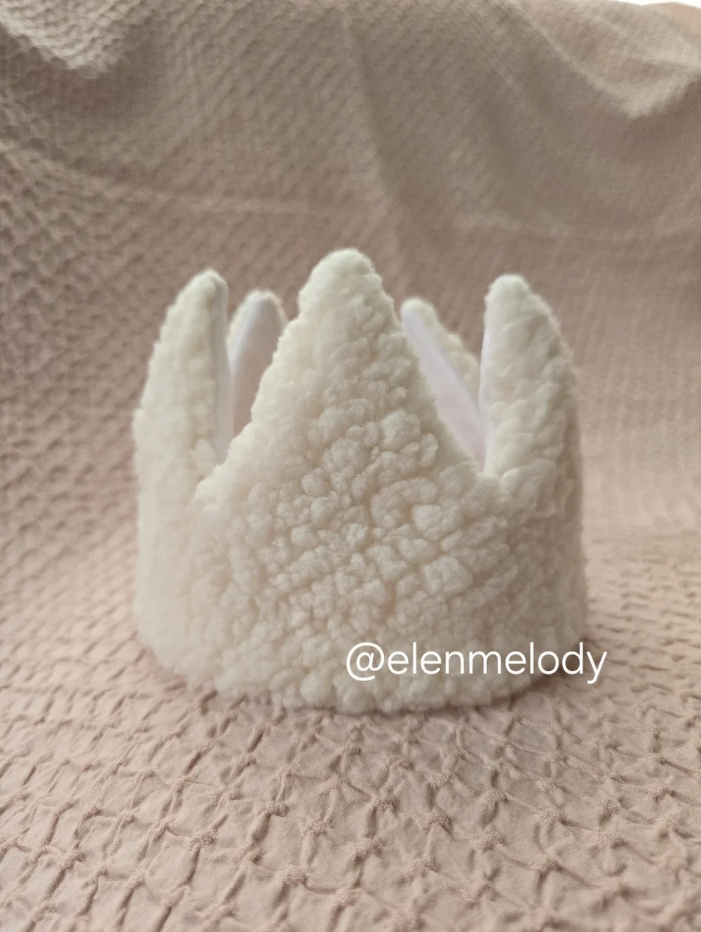 NEW Handmade White Sherpa Fabric Baby Boy Girl Crown Headband